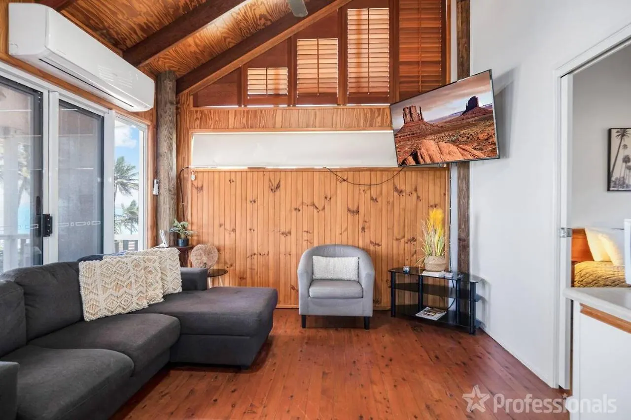 Beachfront Holiday House Zilzie