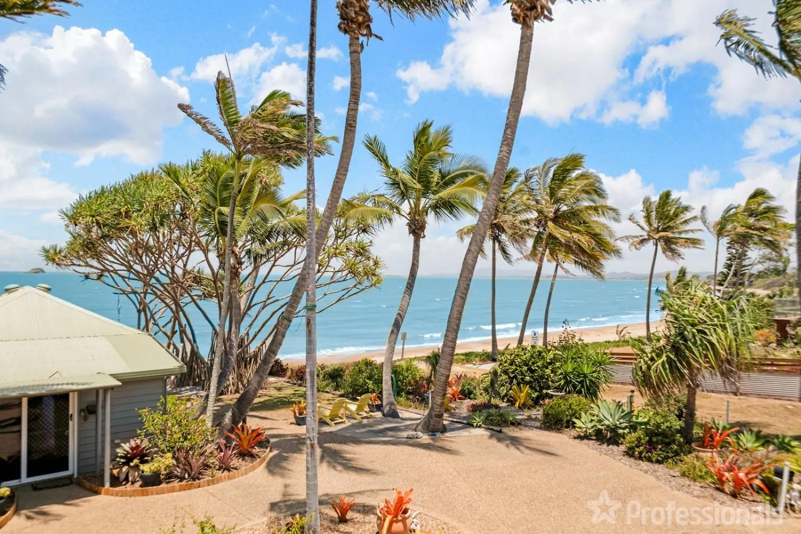 Beachfront Holiday House Zilzie